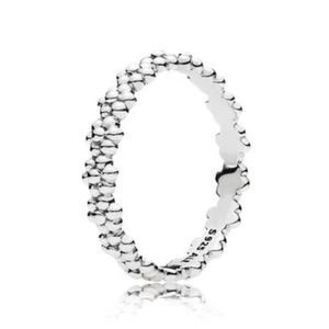 Panda Ring of Daisies